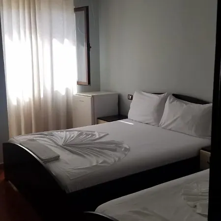 Kristal Hotel