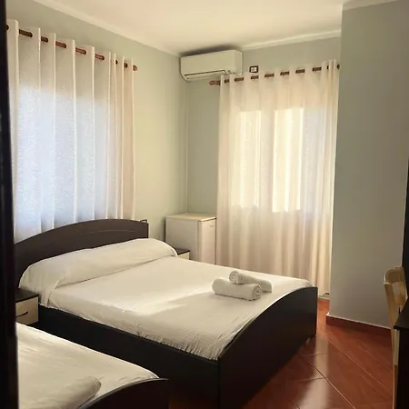 Kristal Hotel